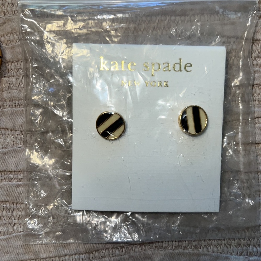 Kate Spade - Picture 3 of 3